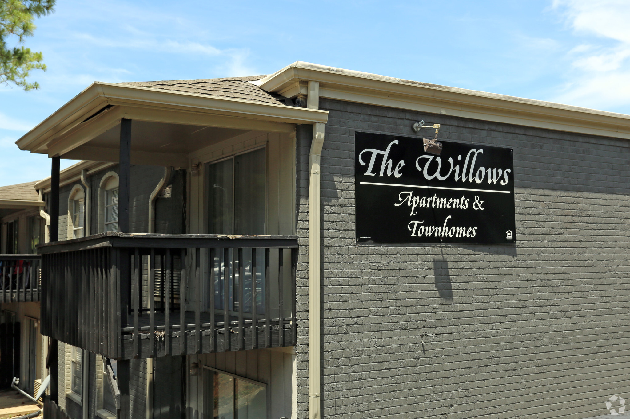 Gallery The Willows Apartments